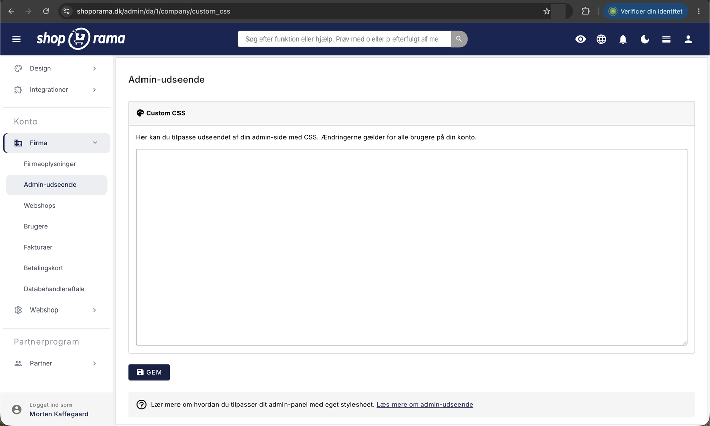 Siden Admin-udseende i Shoporama med et stort Custom CSS-felt og teksten om at ændringerne gælder for alle brugere på kontoen