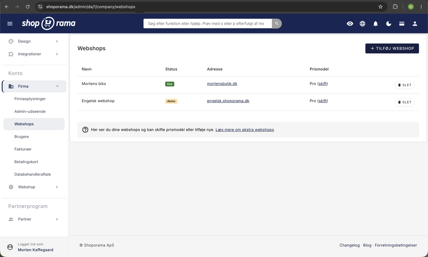 Webshops-oversigten med to shops: Mortens biks med status live og Engelsk webshop med status demo, samt knappen Tilføj webshop øverst til højre.